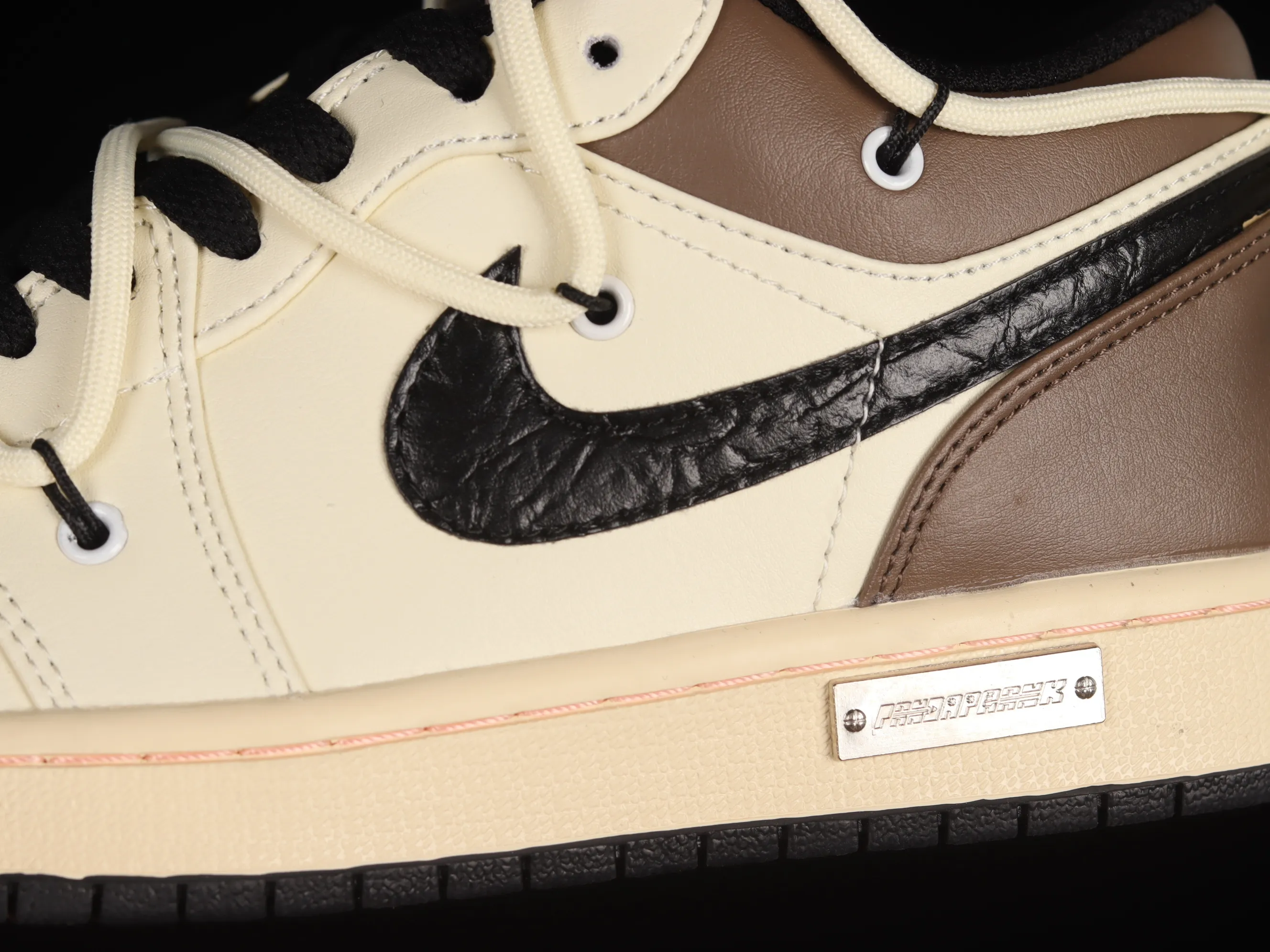 All categories Air Jordan Jordan series basketball shoes Air Jordan 1 Low Z version Air Jordan 1 Low AJ1 Joe 1 customized version Vibe flavor deconstruction Sports culture basketball shoes 553558-062